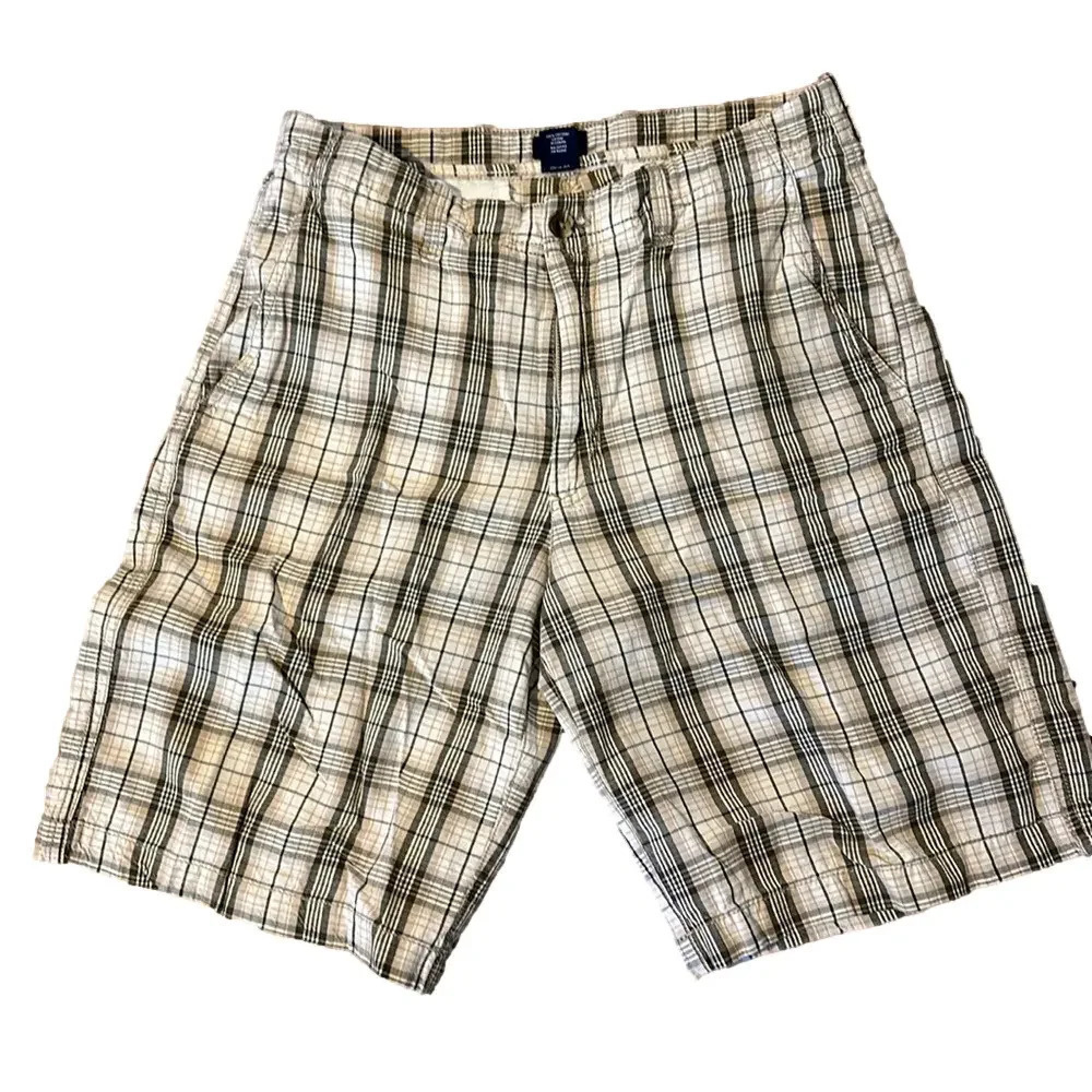 Men’s Izod Plaid Shorts Size 30